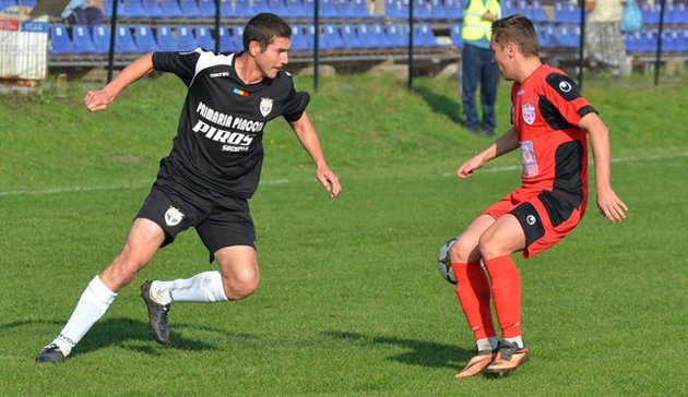 Spectacol în Valea Domanului: Metalul Reşiţa - Şoimii Pâncota 0-4