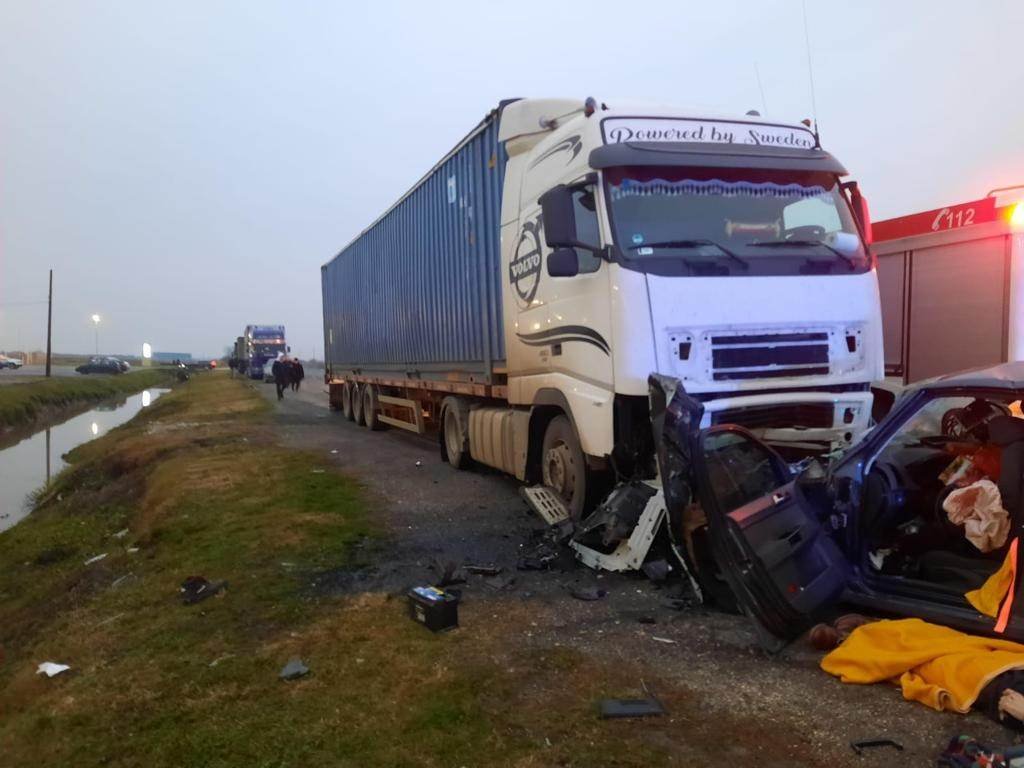 Accident mortal pe șoseaua ce leagă Chișineu-Criș de Vărșand (FOTO)