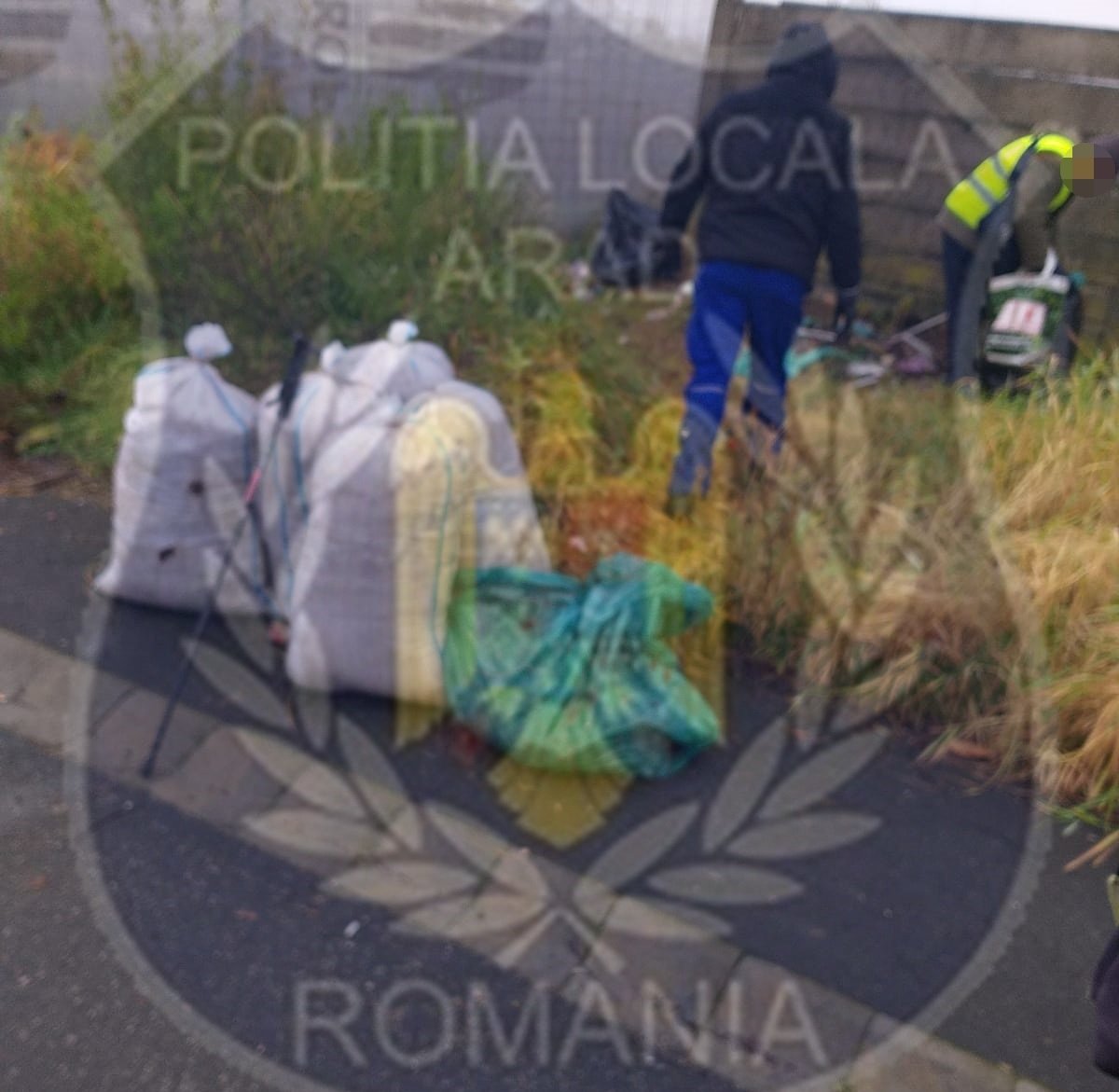 Infractori şi beneficiari ai venitului minim supravegheaţi de Poliţia Locală (FOTO)