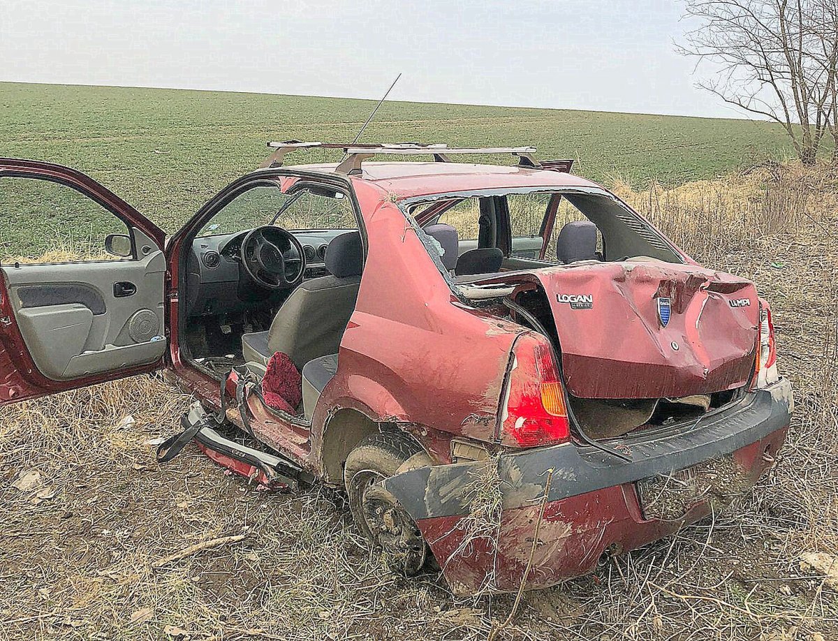 Accident rutier cu doi răniți la ieșirea din Horia. O victimă a fost transportată cu elicopterul SMURD