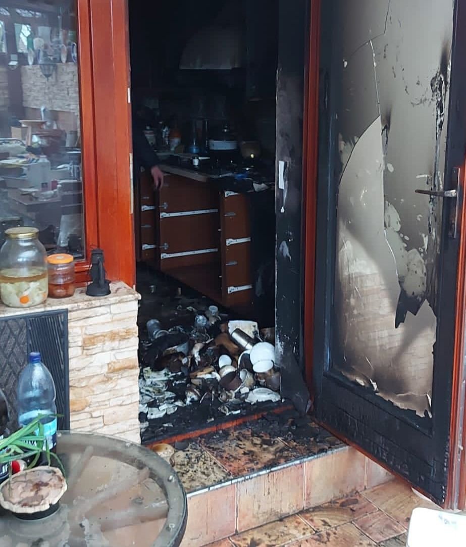  Incendiu izbucnit la o casă din orașul Chișineu-Criș