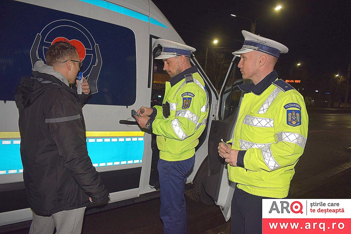 Cu Poliția Rutieră într-o acțiune pentru prevenirea și combaterea conducerii autovehiculelor sub influența alcoolului și a substanțelor psihoactive