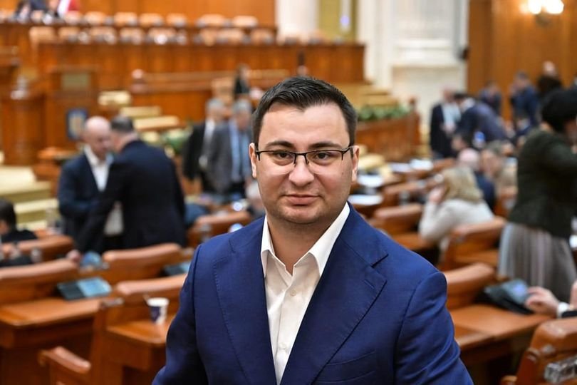 Iniţiativa deputatului Glad Varga pentru reducerea birocraţiei în cazul investiţiilor în capacităţi de producere a energiei verzi a trecut de votul Senatului