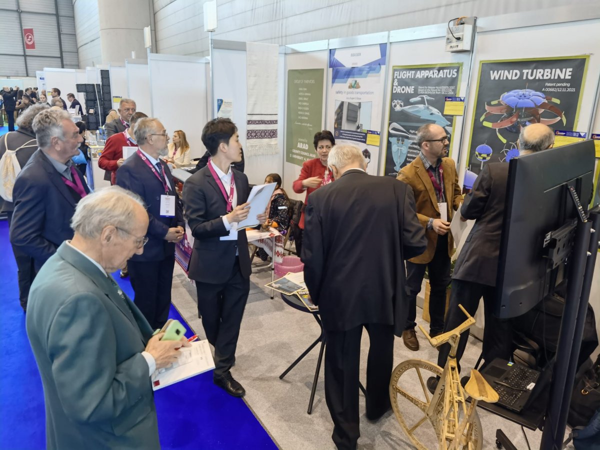 Cinci medalii, dintre care două de aur, pentru inventatorii arădeni care au participat la Salonul Mondial de Invenții de la  Geneva (FOTO)