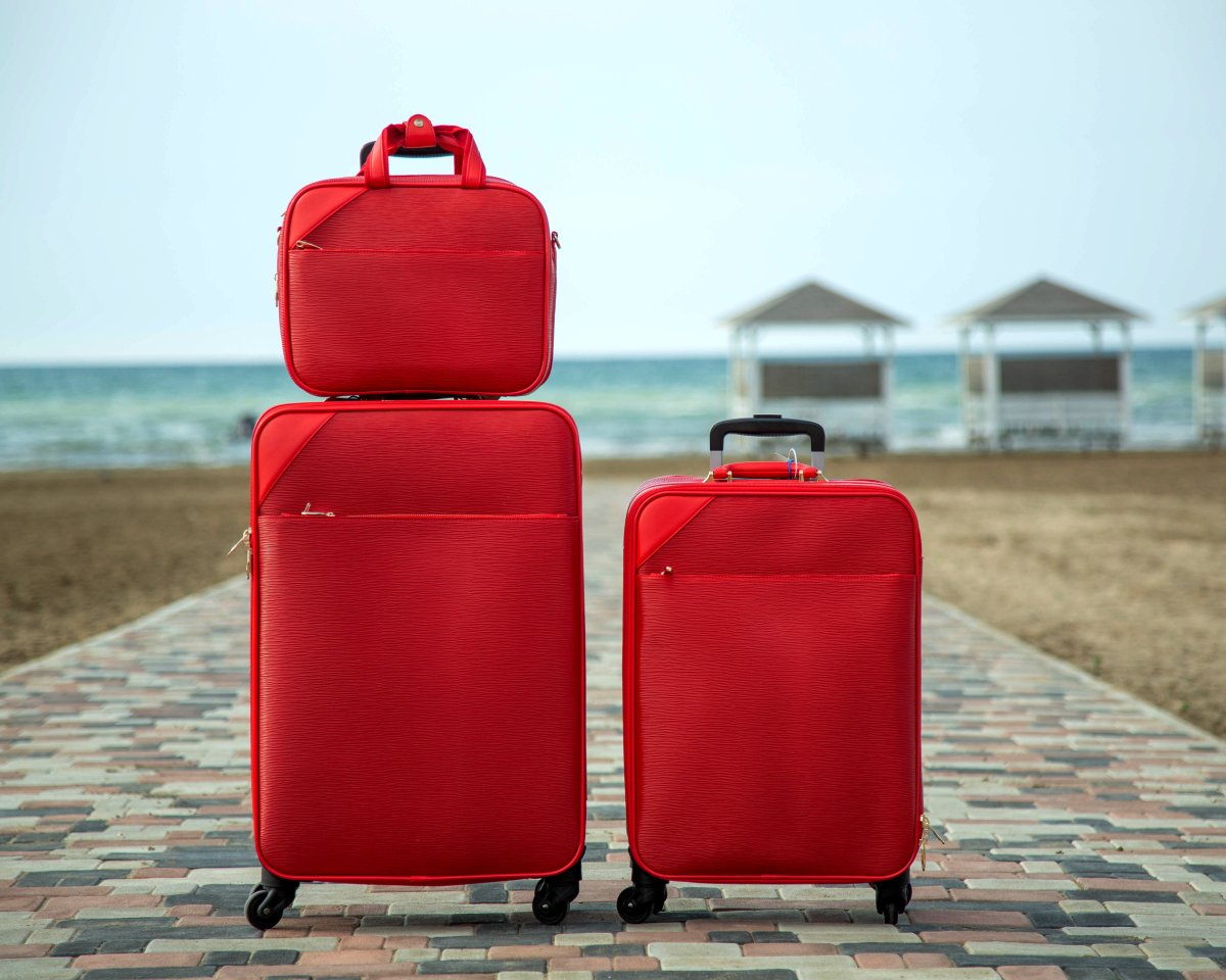 Cât costă transportul bagajelor în concediu și cum se poate reduce?