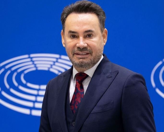 Gheorghe Falcă (PPE): „Socialiștii europeni vor să sărăcească și să împovăreze cetățeanul european”