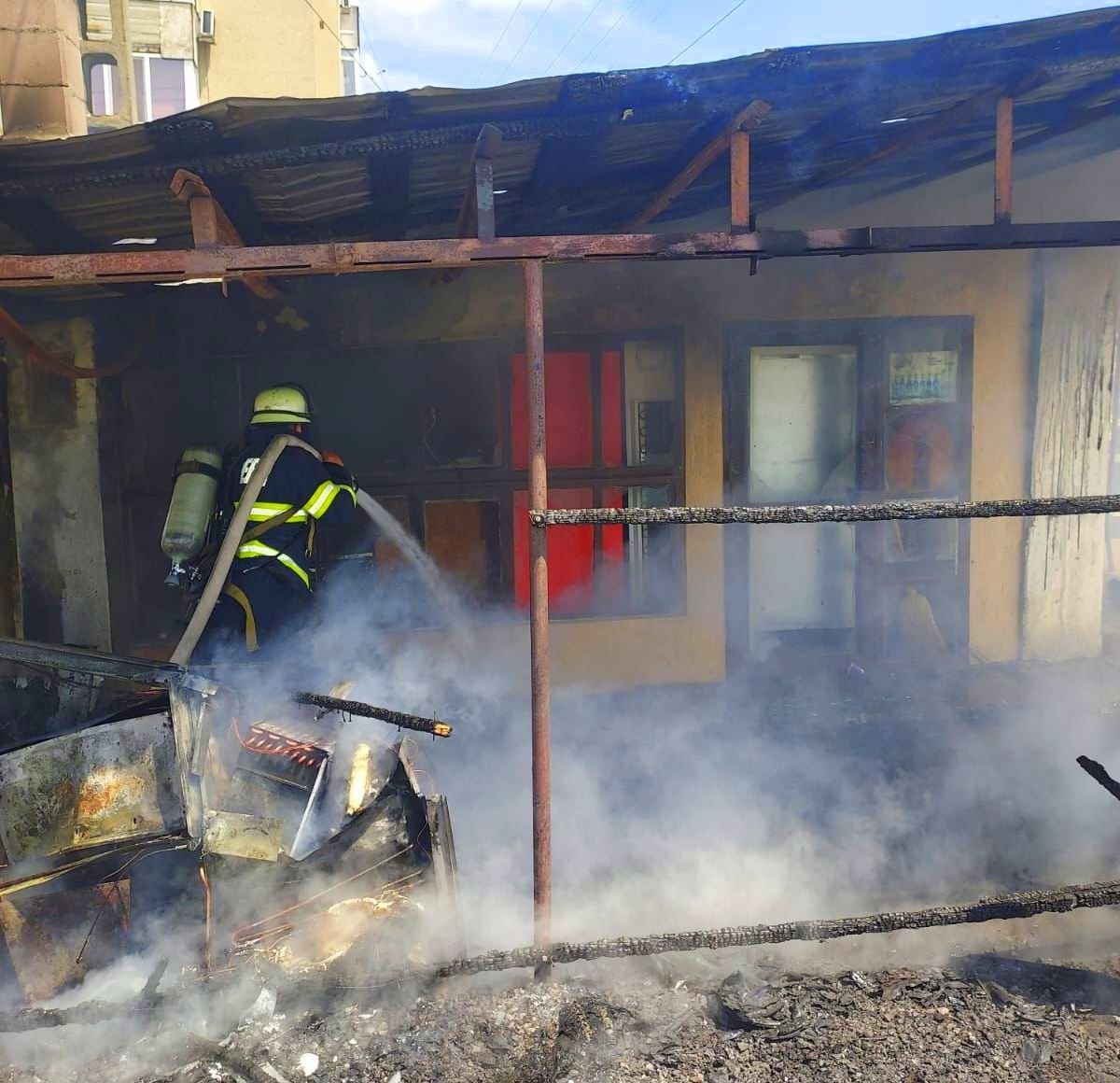  Incendiu izbucnit la un magazin alimentar din orașul Chișineu-Criș