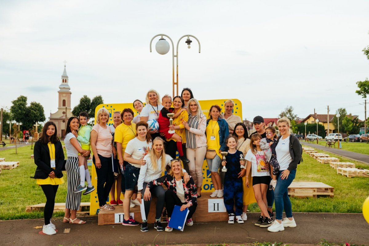 Sute de oameni au participat în Gai la un eveniment împreună, în comunitate, fără telefon! (FOTO)