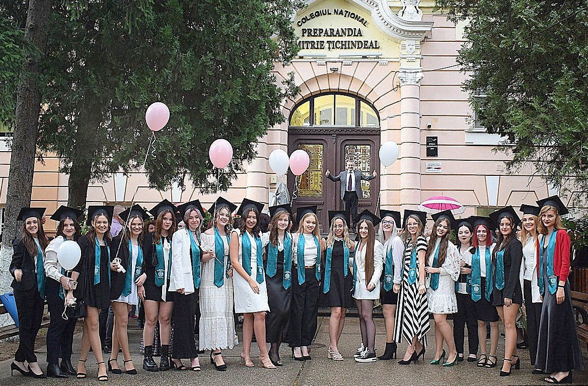 Ceremonia de absolvire a claselor a XII-a de la Colegiul Național ,,Preparandia- Dimitrie Țichindeal