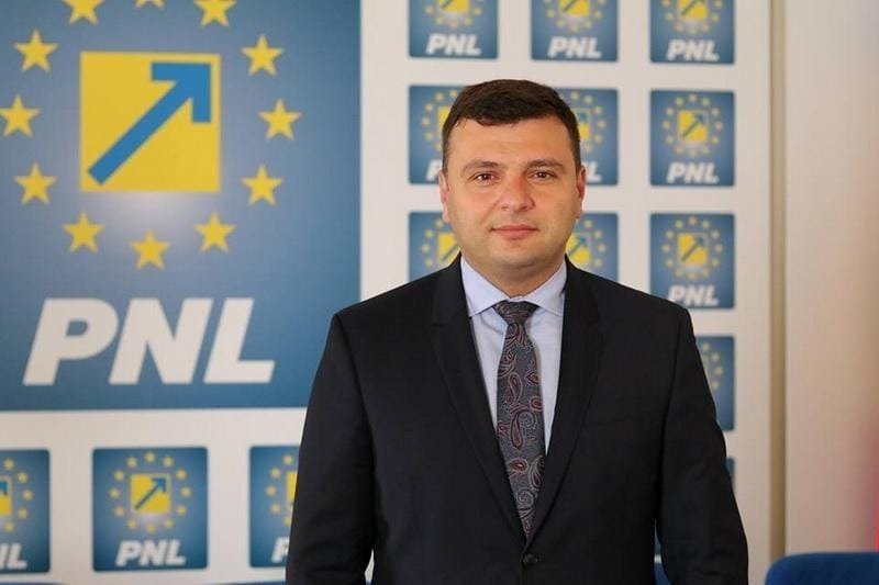 Sergiu Bîlcea: „Demisia premierului Ciucă este expresia respectării angajamentului asumat față de români”