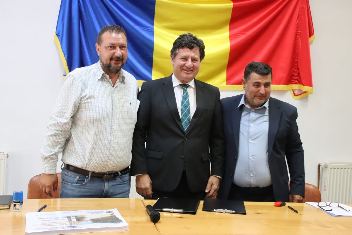 Drumurile comunale Zimbru-Dulcele și Bonțești-Mustești vor fi modernizate cu bani din Programul Național „Anghel Saligny”