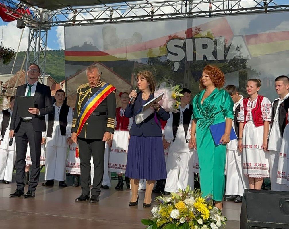 Rectorul UAV, Ramona Lile și Prorectorul UAV, Teodor Cilan cetățeni de onoare ai comunei Șiria