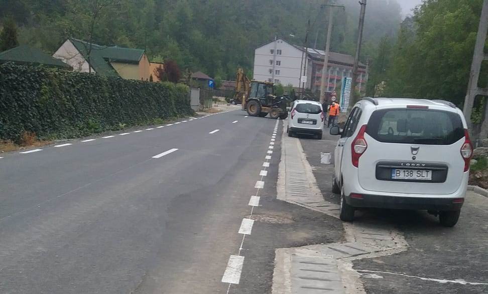 Ce lucrări se fac pe drumul judeţean Bârsa-Moneasa (FOTO)