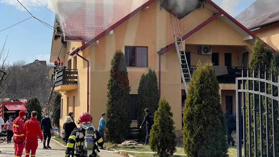  Incendiu la o casa pe strada Vărădiei nr 10