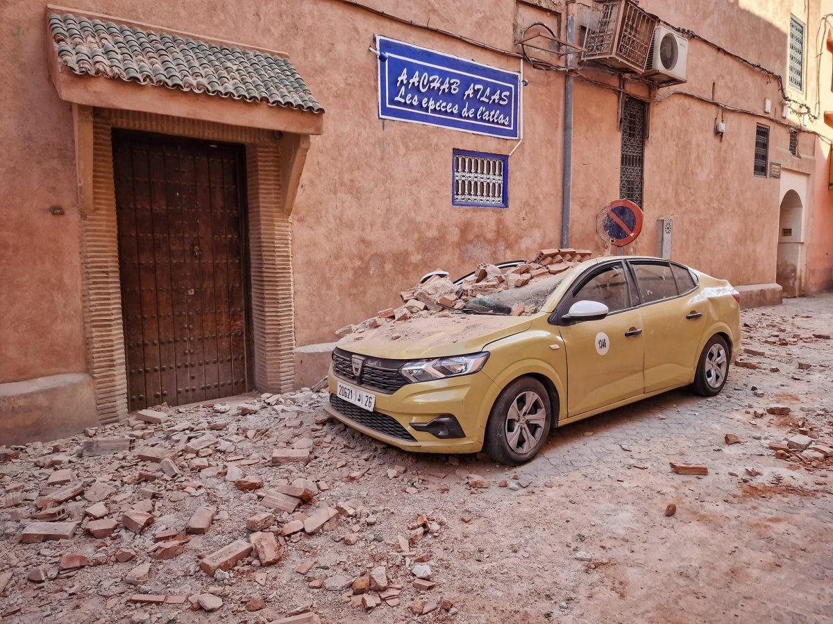  Cutremurul din Maroc văzut prin aparatul foto şi ochii unei foste primăriţe din Arad, care mărturiseşte că alerga printre dărâmături (FOTO)