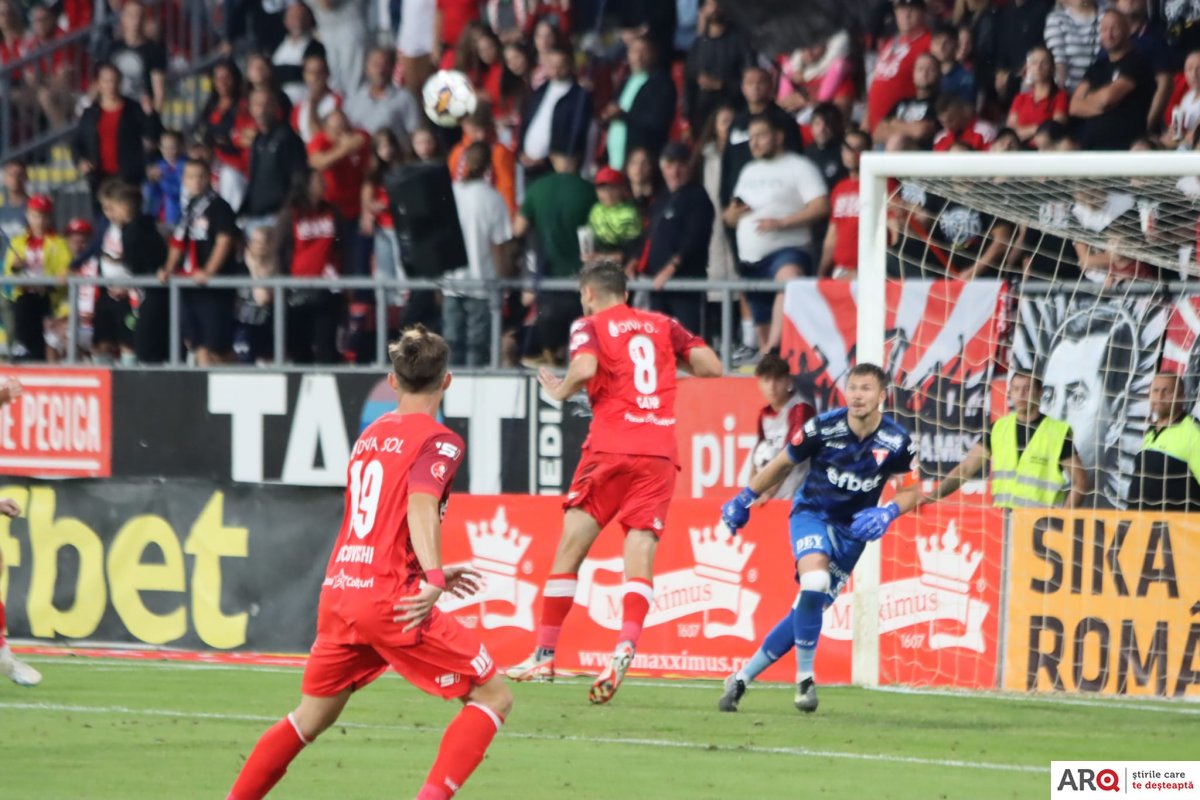 Ne-au bătut, dar de data aceasta fără ajutorul arbitrilor: UTA – U. Cluj 0-1 (FOTO)