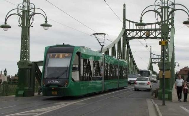 Circulaţia tramvaielor se opreşte temporar între Piaţa Romană şi Gara Aradul Nou