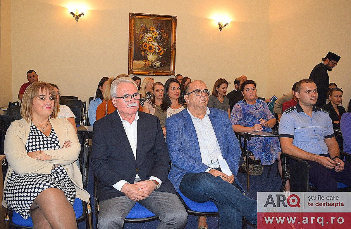 Cursuri dedicate părinţilor la Camera de Comerţ Arad 