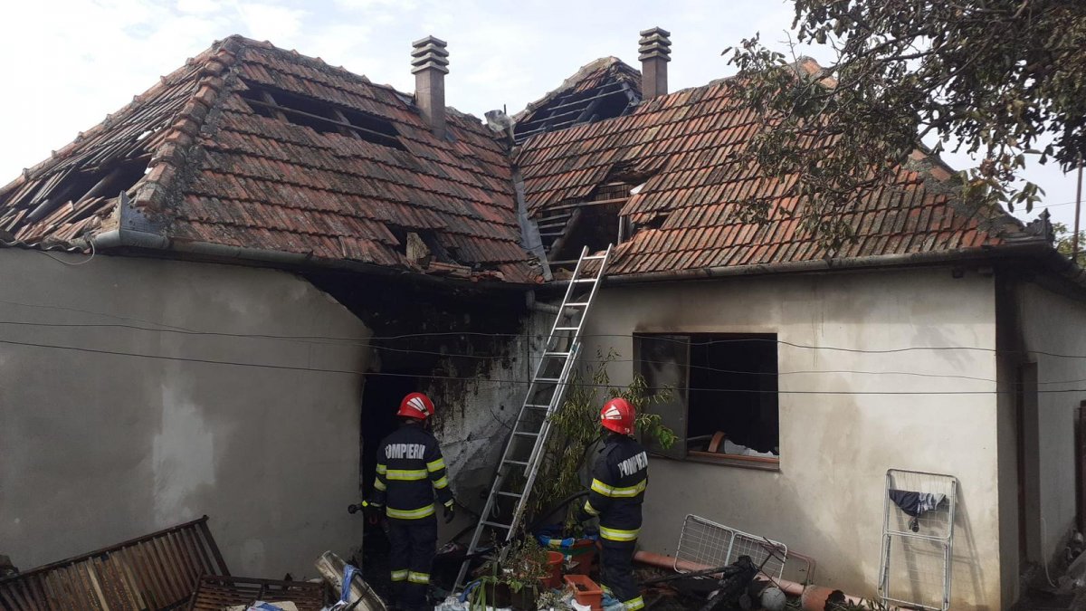 Incendiu izbucnit la o casă din localitatea Mâsca