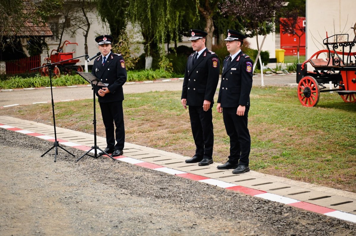  Primirea comenzii Secției de Pompieri Bârzava și numirea în funcția de adjunct al inspectorului șef al Inspectoratului pentru Situații de Urgență Arad, a domnului locotenent-colonel Renich Valentin.