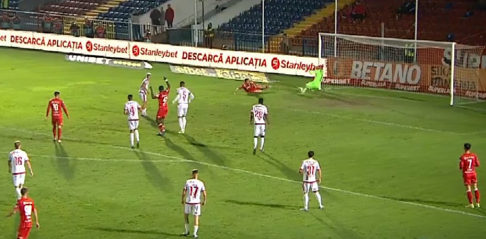 Câinii roşii pleacă bătuţi de Bătrâna Doamnă: UTA – Dinamo 2-1, iar arădenii termină turul pe 10, la trei puncte de play-off