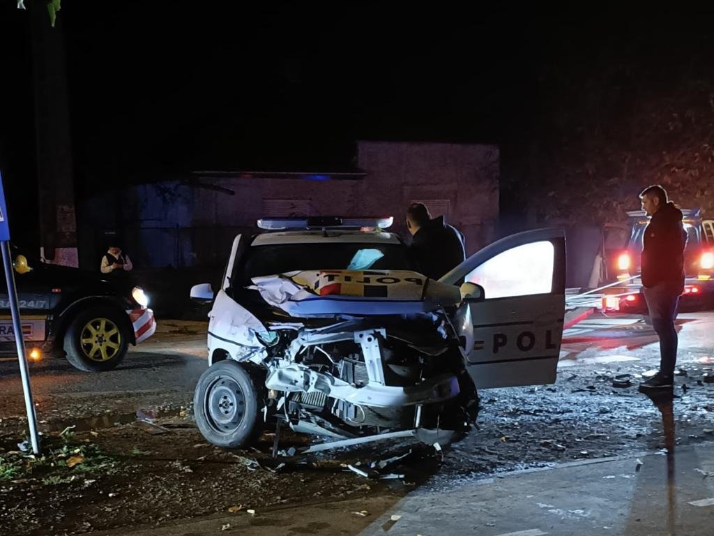 Polițiștii răniți în accidentul de la Sântana au fost externați din spital