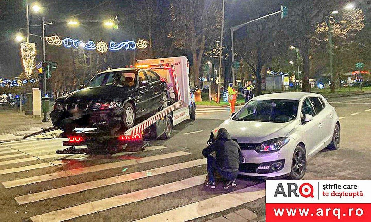 Accident cu BMW contra Renault pe bulevard