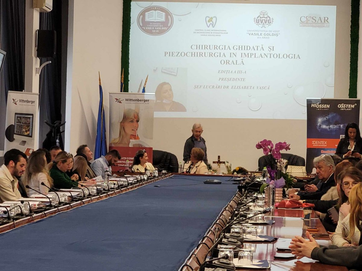 Simpozion despre implantologia orală, la UVVG