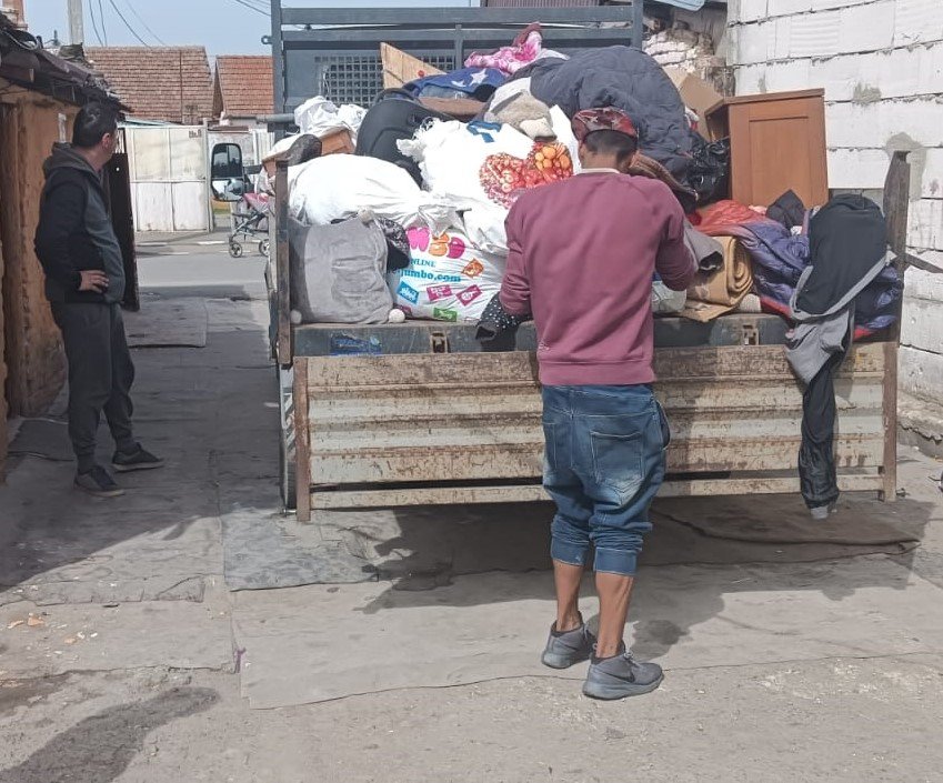 Imobil eliberat în forță de Poliția Locală (FOTO)