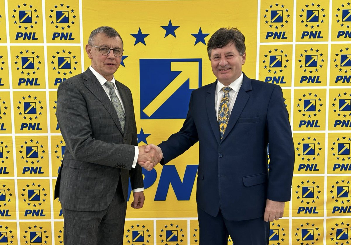 Ioan Turcin, primarul comunei Păuliș, s-a alăturat echipei PNL (FOTO)