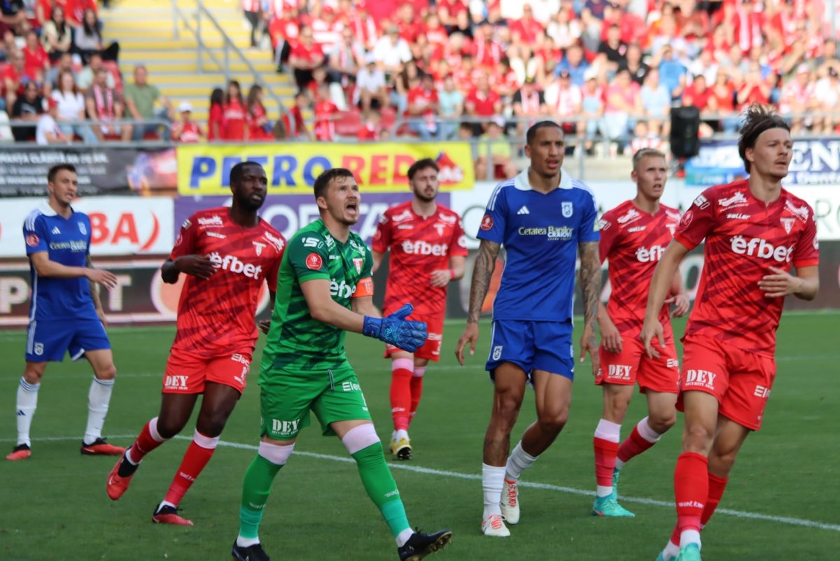 UTA-FC U Craiova 3-1. UTA își asigură locul I în play-out (FOTO)