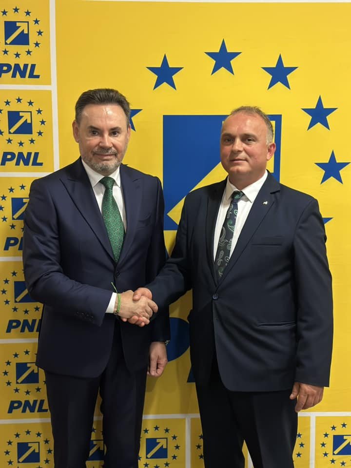 Zădăreniul merge înainte cu Petru Șiclovan (FOTO)