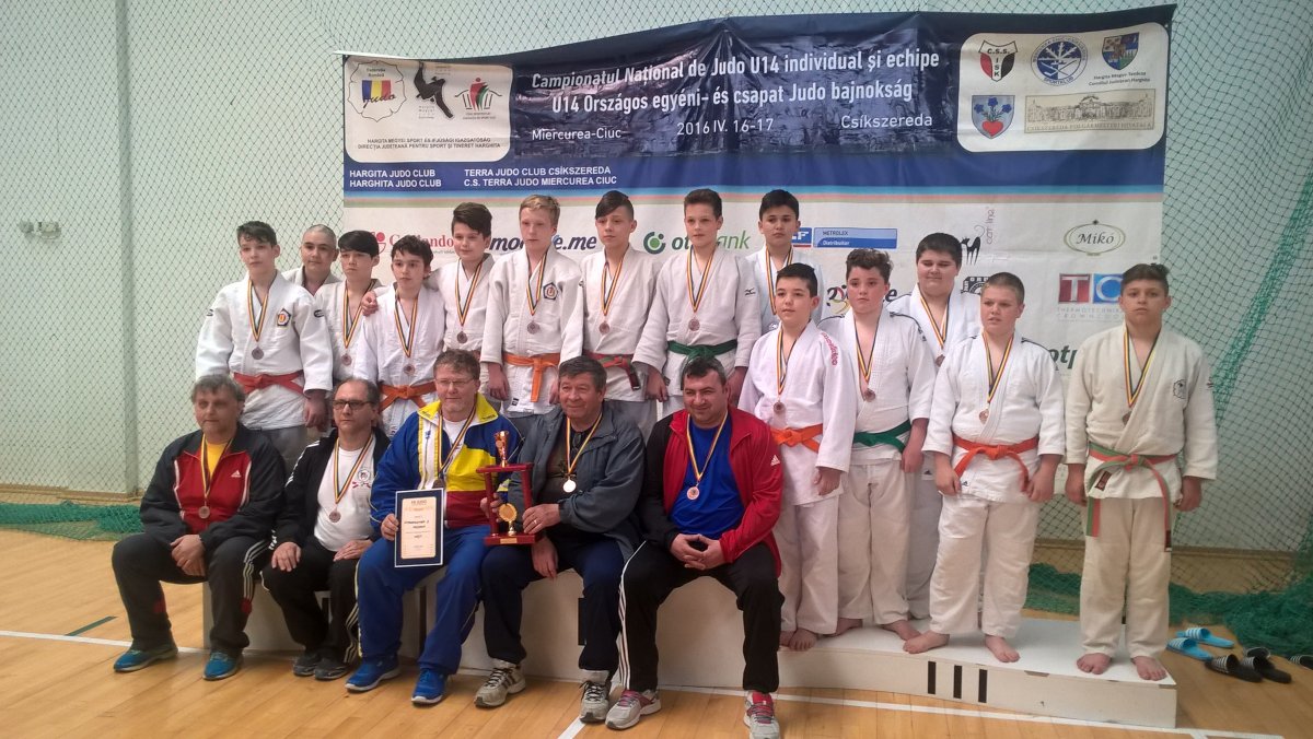 Argint şi bronz pentru judoka arădeni la finala CN U14