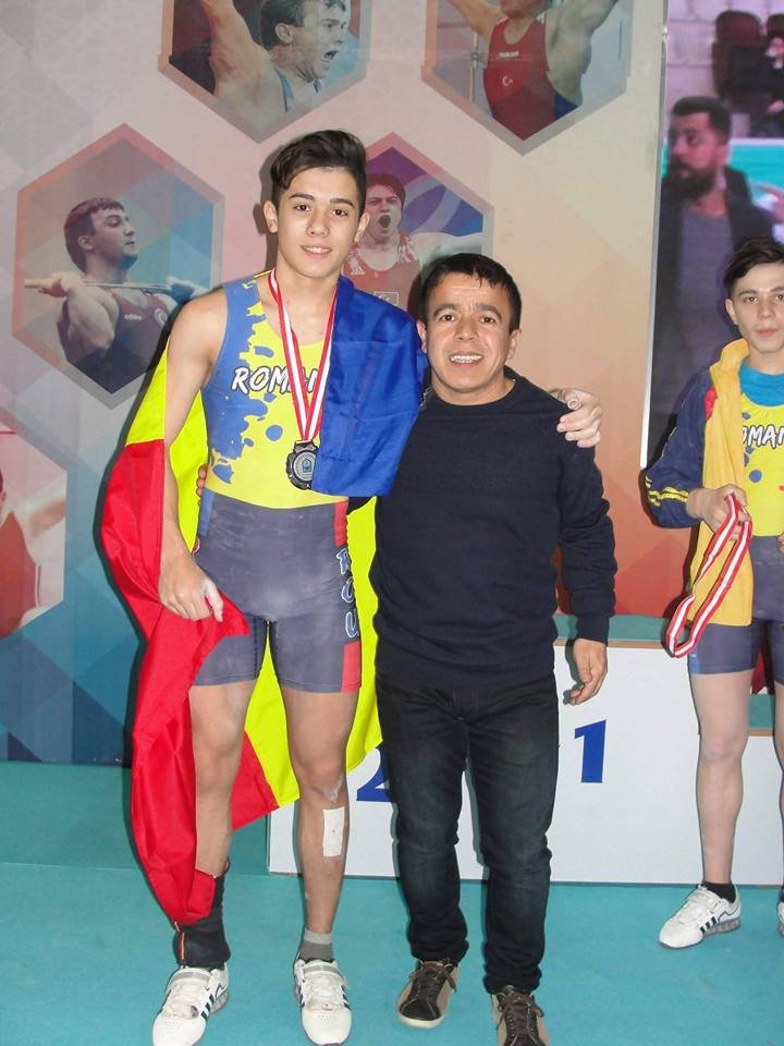 Halterofili ai CSM Arad, medaliaţi la Jocurile Copiilor din Turcia