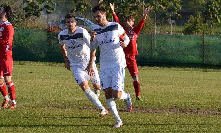 Evoluţie completă, victorie solidă: Naţional Sebiş - ASU Poli Timişoara 3-1