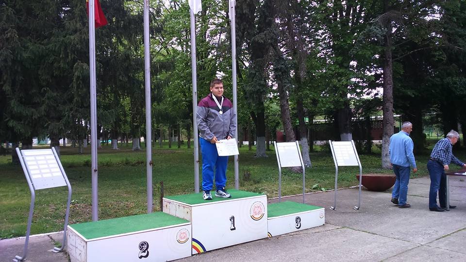 Podiumuri pentru trăgătorii arădeni la etapa de glonţ din Capitală (FOTO)