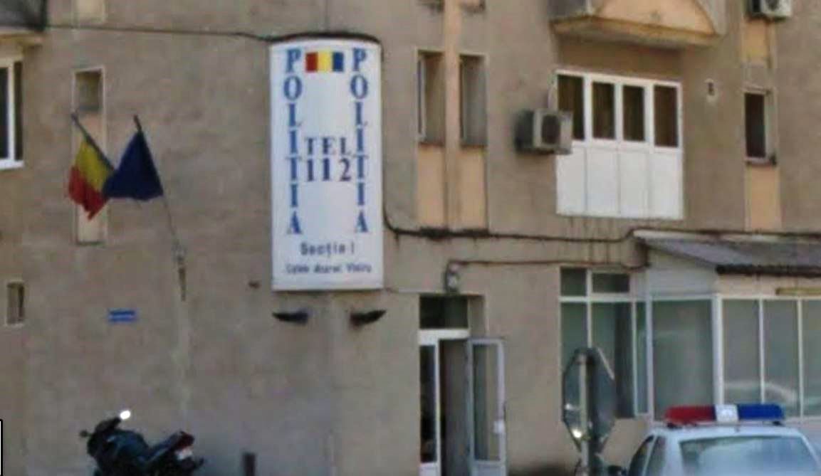 Un polițist a fost găsit ÎMPUȘCAT ÎN CAP, în apartamentul său din Vlaicu / UPDATE: Tamaș a lăsat un bilet: ”Eu sunt vinovat”