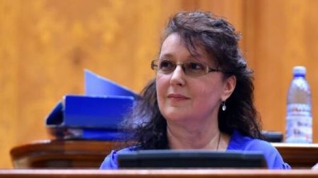Parlamentarii au votat alegerea preşedintelui TVR. Irina Radu este noul şef al Televiziunii Publice 