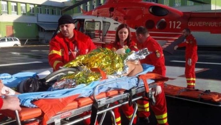 Timişoara: Patru răniţi după ce televizorul a EXPLODAT. Un avion militar aduce arşii la Bucureşti