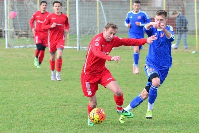 Alb-roşii rezistă bine: UTA - Dacia Mioveni 1-0