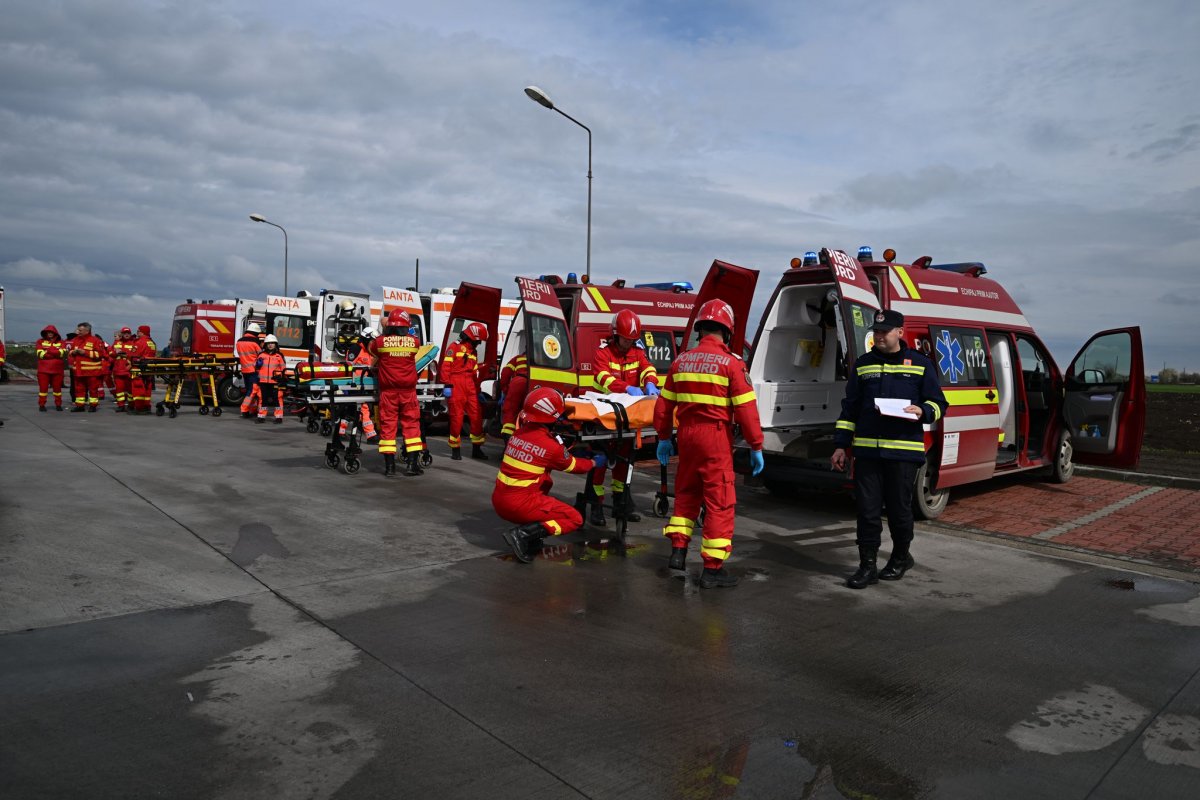 Exercițiu de amploare desfășurat de pompierii militari arădeni