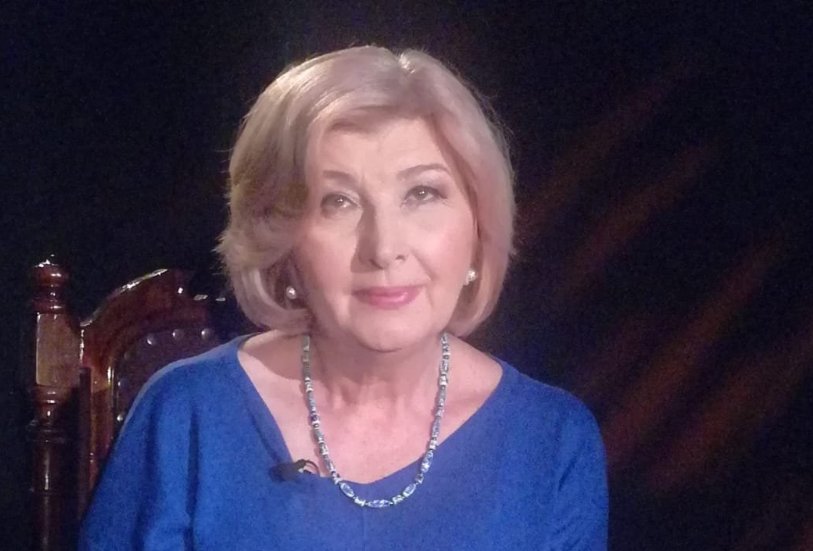 Profile în câteva „linii”: LAVINIA BETEA