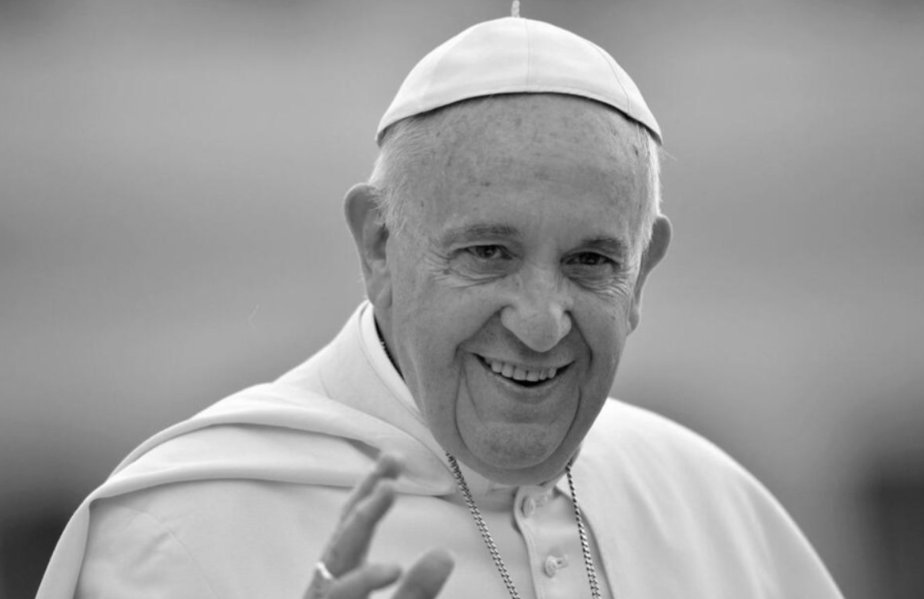 România declară zi de doliu național în memoria Papei Francisc