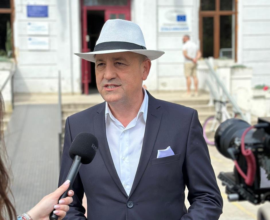 Lazăr Faur: „Mergeți la vot, dragi prieteni, să nu lăsăm aberațiile și improvizațiile să devină covârșitoare în viața noastră!”