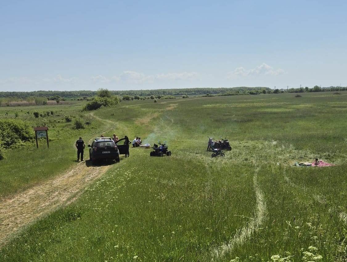 Amenzi de peste 20.000 de lei pentru acces cu ATV-uri și motociclete în Parcul Natural Lunca Mureșului