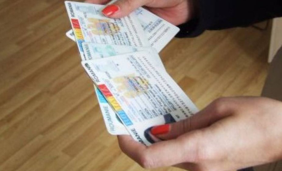 Serviciile de evidență a persoanelor își modifică programul pentru turul II
