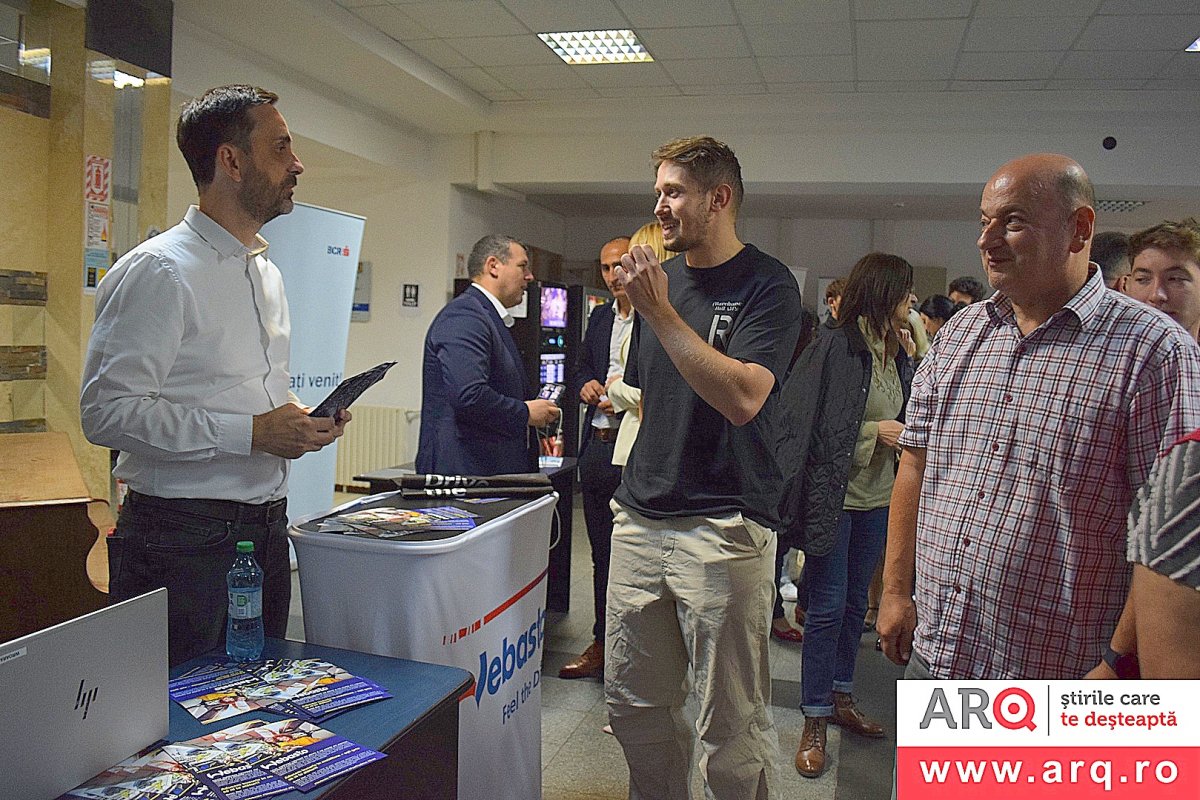 Bursa locurilor de muncă pentru studenții UAV (Foto)