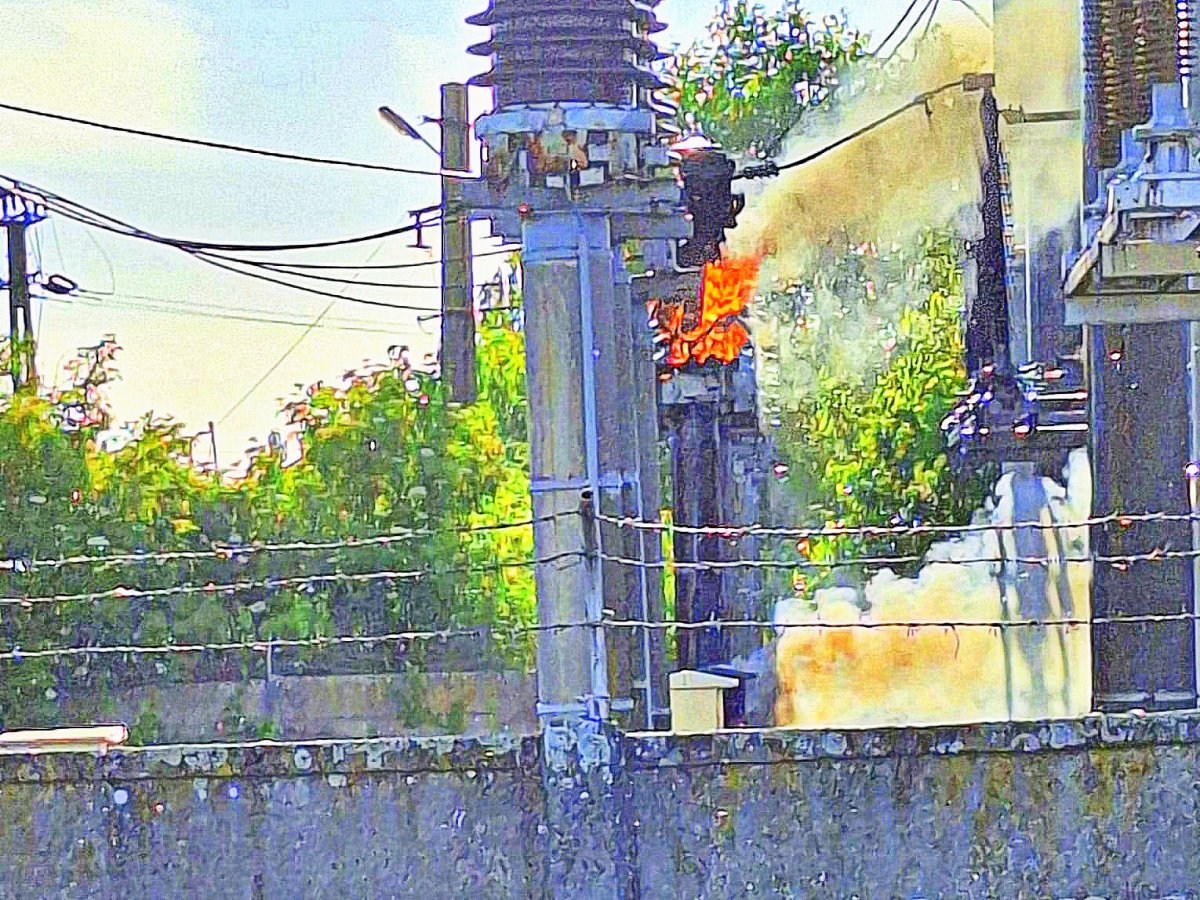 Incendiu la Stația ENEL din Pecica