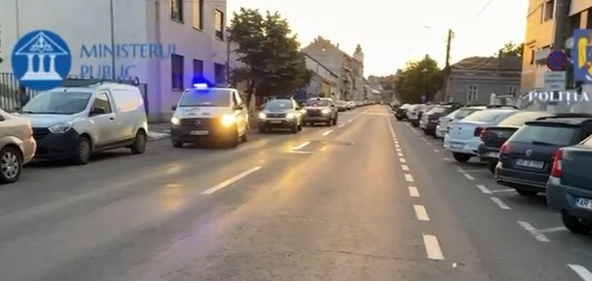(VIDEO) Percheziții în Arad și Pecica privind infracțiuni de contrabandă 