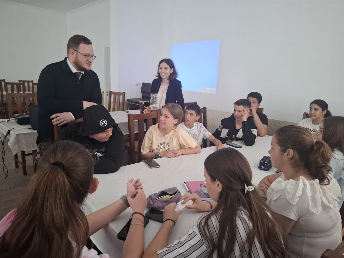 Educație financiară pentru părinți și copii la Șiria